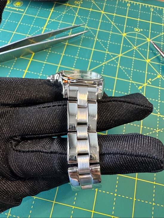 Croton Vintage Y2K Silver Stainless Steel Women\'s Watch Ronda 5J in EUC New Batt main image 7